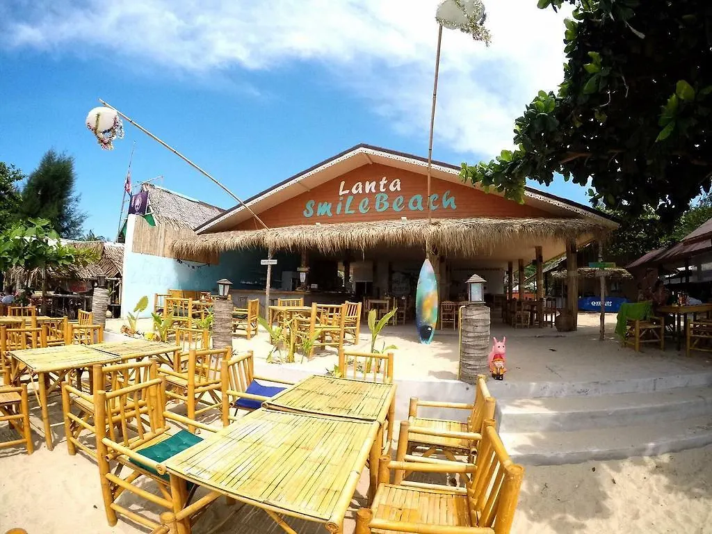 Maison d'hôtes Lanta Smile Beach Ko Lanta