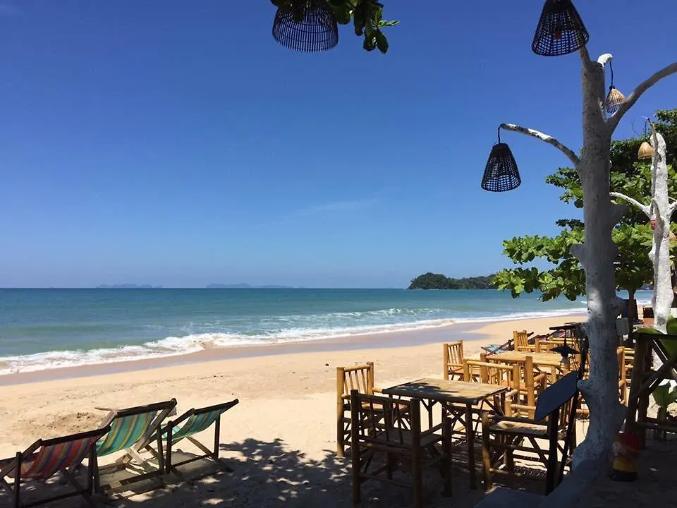 Maison d'hôtes Lanta Smile Beach Ko Lanta